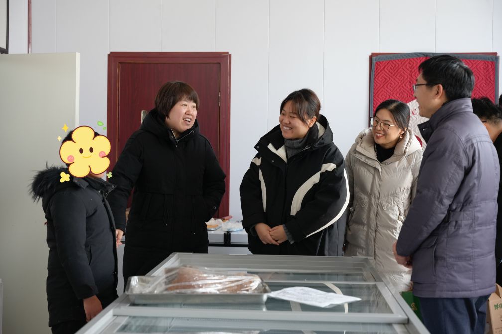 【頭號玩家娛樂人·樂善行】長伴計(jì)劃 寒冬暖 眉間展笑顏——團(tuán)區(qū)委攜手頭號玩家唯一官網(wǎng)開展春節(jié)走訪慰問困境兒童活動